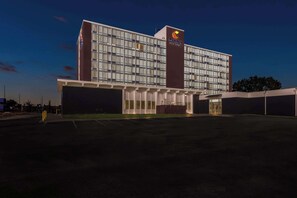 Exterior - Comfort Inn & Suites Omaha Central (Omaha)