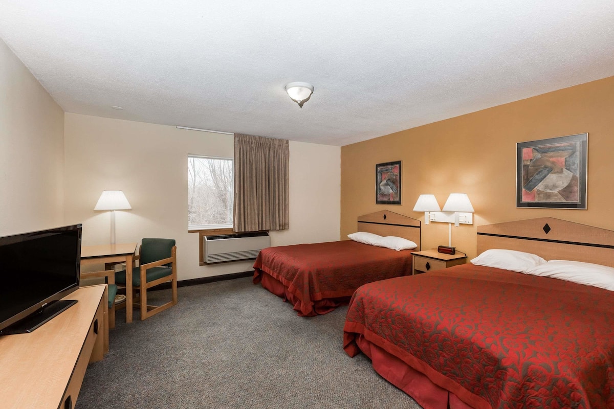 Room, 2 Queen Beds, Non Smoking