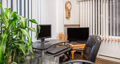 Days Inn by Wyndham Atlantic