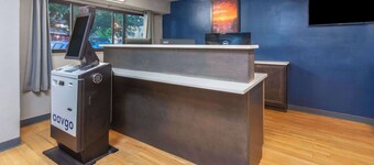 Travelodge by Wyndham Peoria