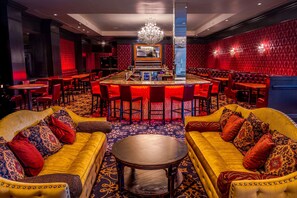 2 restaurants, breakfast, lunch, dinner served; American cuisine  - The Antlers, a Wyndham Hotel (Colorado Springs)