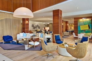 Lobby lounge