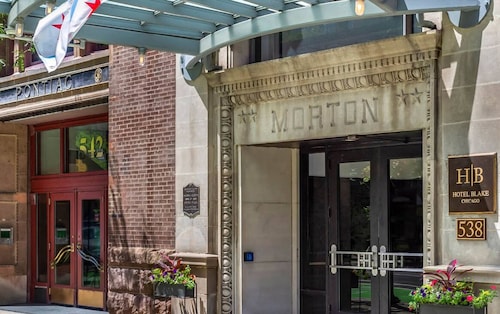 Hilton Vacation Club Hotel Blake Chicago