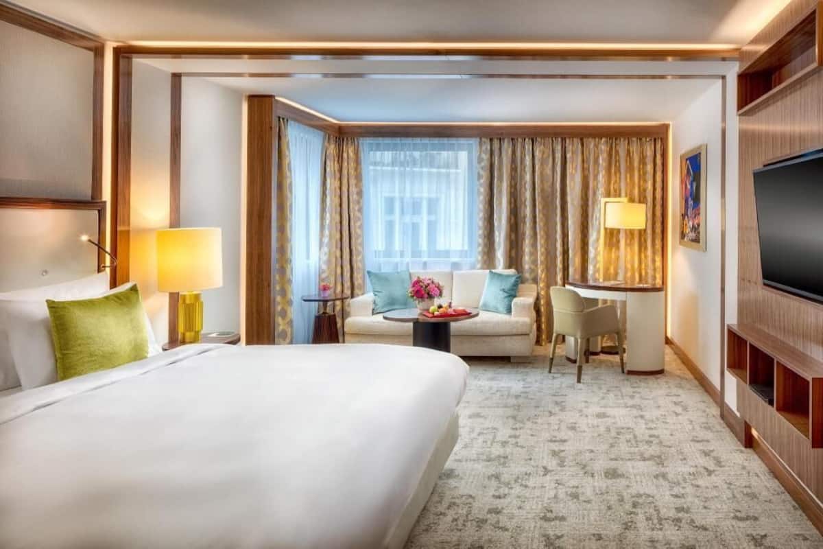 Premium bedding, down duvets, pillow-top beds, minibar