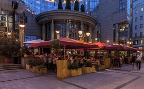 2 restaurants, breakfast, lunch, dinner served; local cuisine 