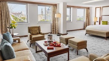 Executive Suite | 1 bedroom, premium bedding, down duvets, pillow-top beds