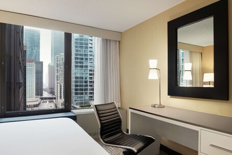 DoubleTree by Hilton Chicago Magnificent Mile - Image 38