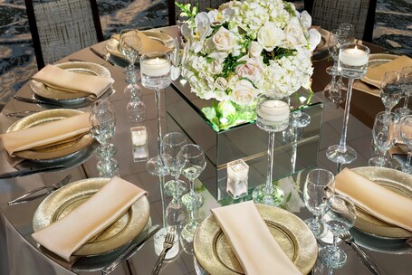 DoubleTree by Hilton Chicago Magnificent Mile - Image 34