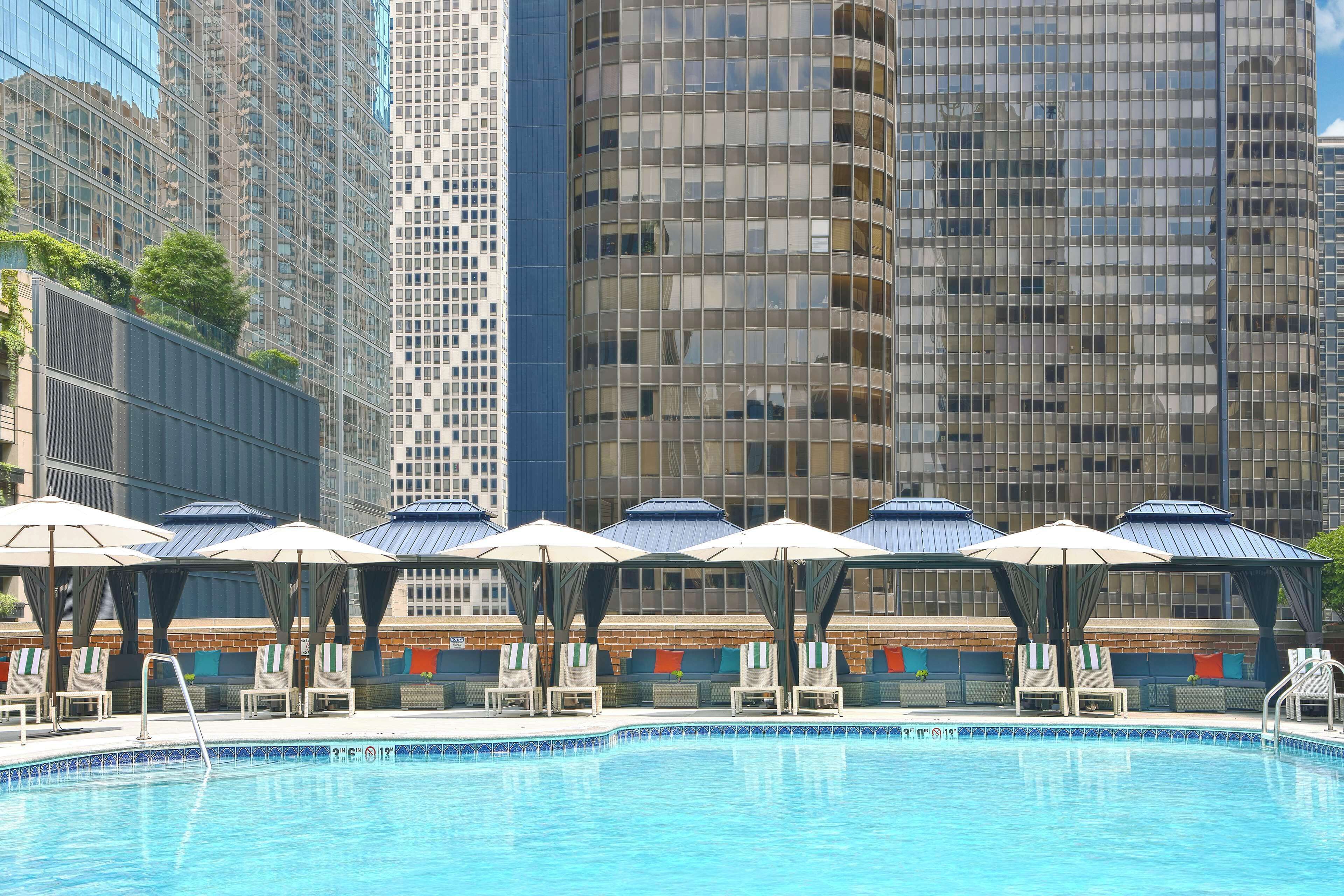 Outdoor pool, cabanas (surcharge), pool umbrellas