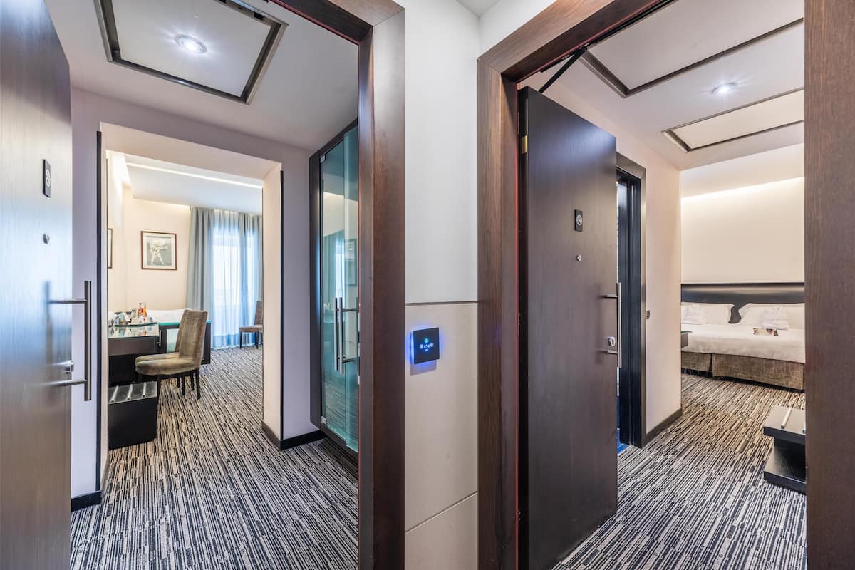 Family Room, Multiple Beds, Connecting Rooms
