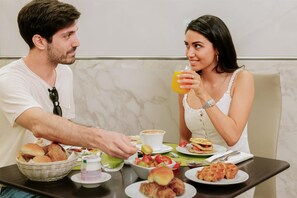 Daily buffet breakfast (EUR 20 per person) - Best Western Plus Hotel Universo (Rome)