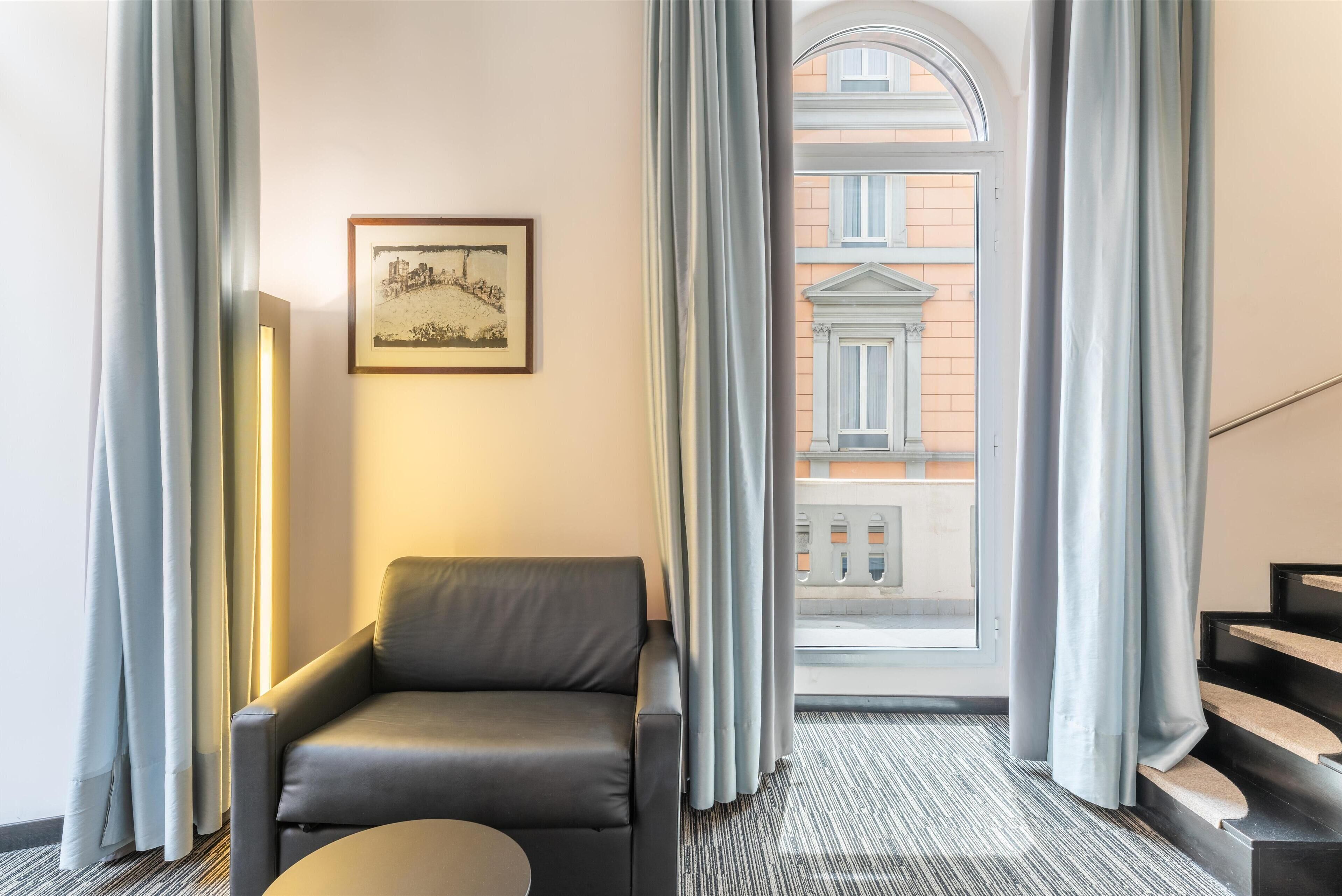 junior suite, 1 king bed | extra beds