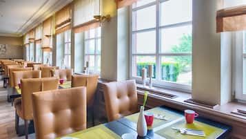 Dagelijks ontbijtbuffet (EUR 18 per persoon)