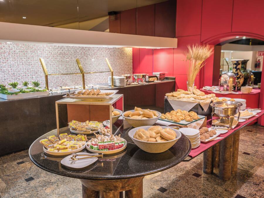 Breakfast, lunch, dinner served; international cuisine