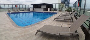 Outdoor pool - Holiday Inn Select - Guadalajara by IHG (Guadalajara)