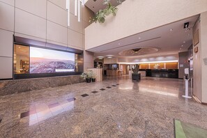Exterior - Holiday Inn Select - Guadalajara by IHG (Guadalajara)