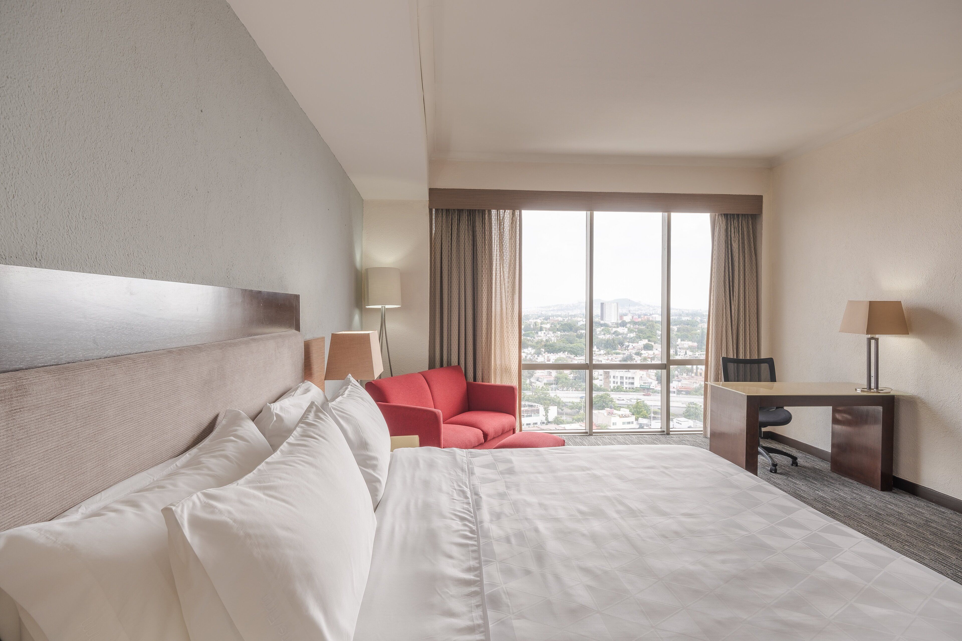 1 bedroom, in-room safe, desk, blackout curtains