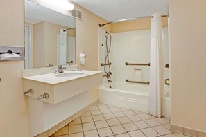 Room, 1 King Bed, Accessible (Mobility, Bathtub w/Grab Bars) | Bathroom