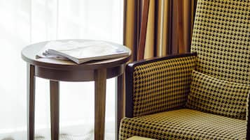 Doppia Luxury | Una scrivania, tende oscuranti, ferro/asse da stiro, Wi-Fi gratuito