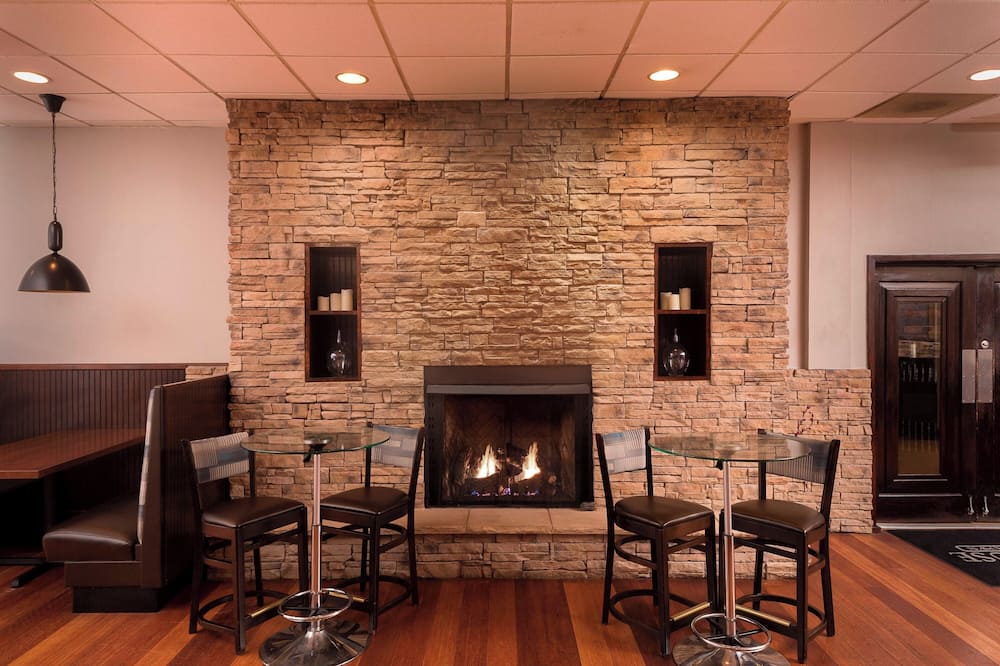 Four Points by Sheraton Asheville Downtown