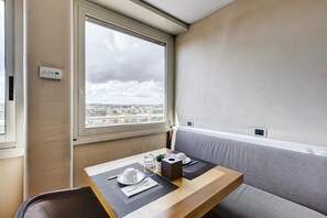 Bar (on property) - Best Western Hotel Piccadilly (Rome)