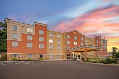 Comfort Suites Near Gettysburg Battlefield Visitor Center
