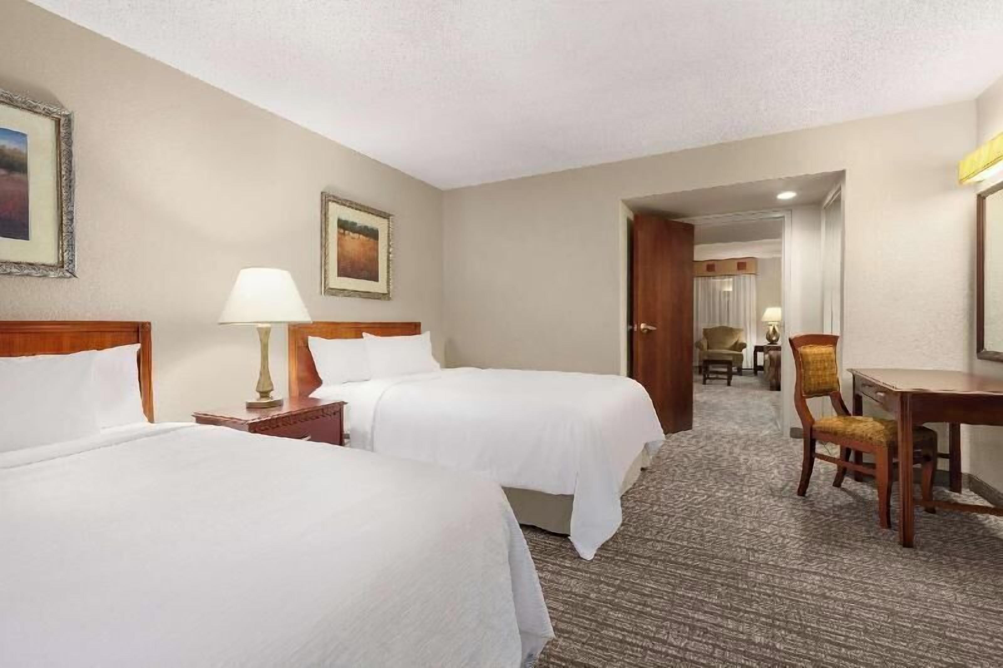 Premium bedding, in-room safe, desk, blackout drapes