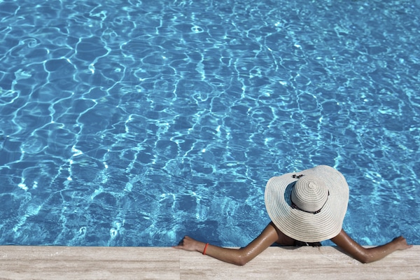 Kolam renang terbuka