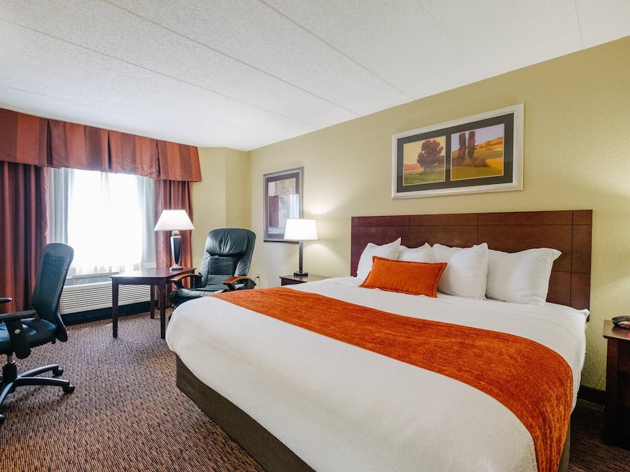 Pillowtop-bedden, individueel gemeubileerd, een bureau