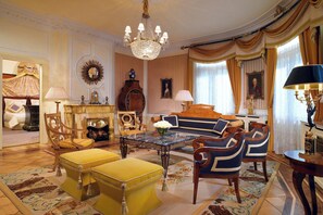 Presidential Suite, 1 Bedroom, Non Smoking | Living room | 32-inch LCD TV with satellite channels, TV, pay movies