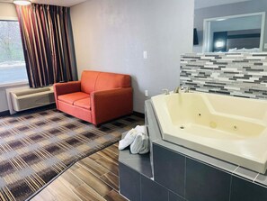 特色家居、遮光窗帘、熨斗/熨衣板、免费婴儿床