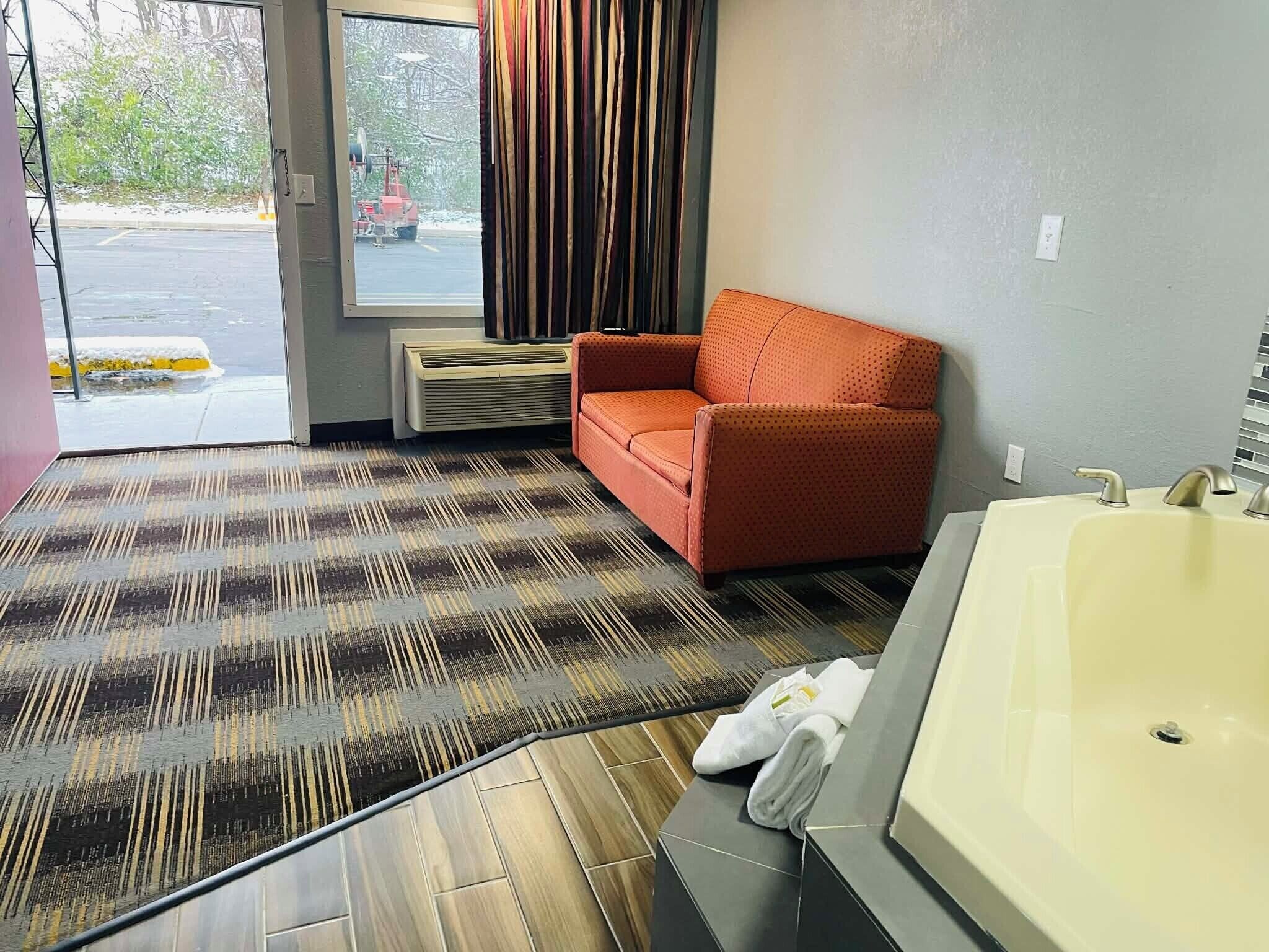 Individually furnished, blackout drapes, iron/ironing board