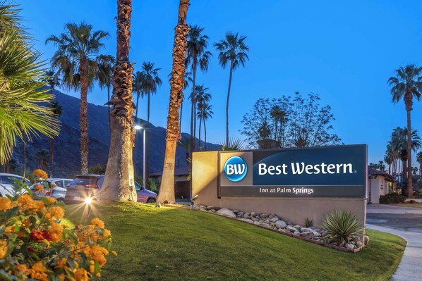 Exterior - Best Western Inn at Palm Springs (Palm Springs)