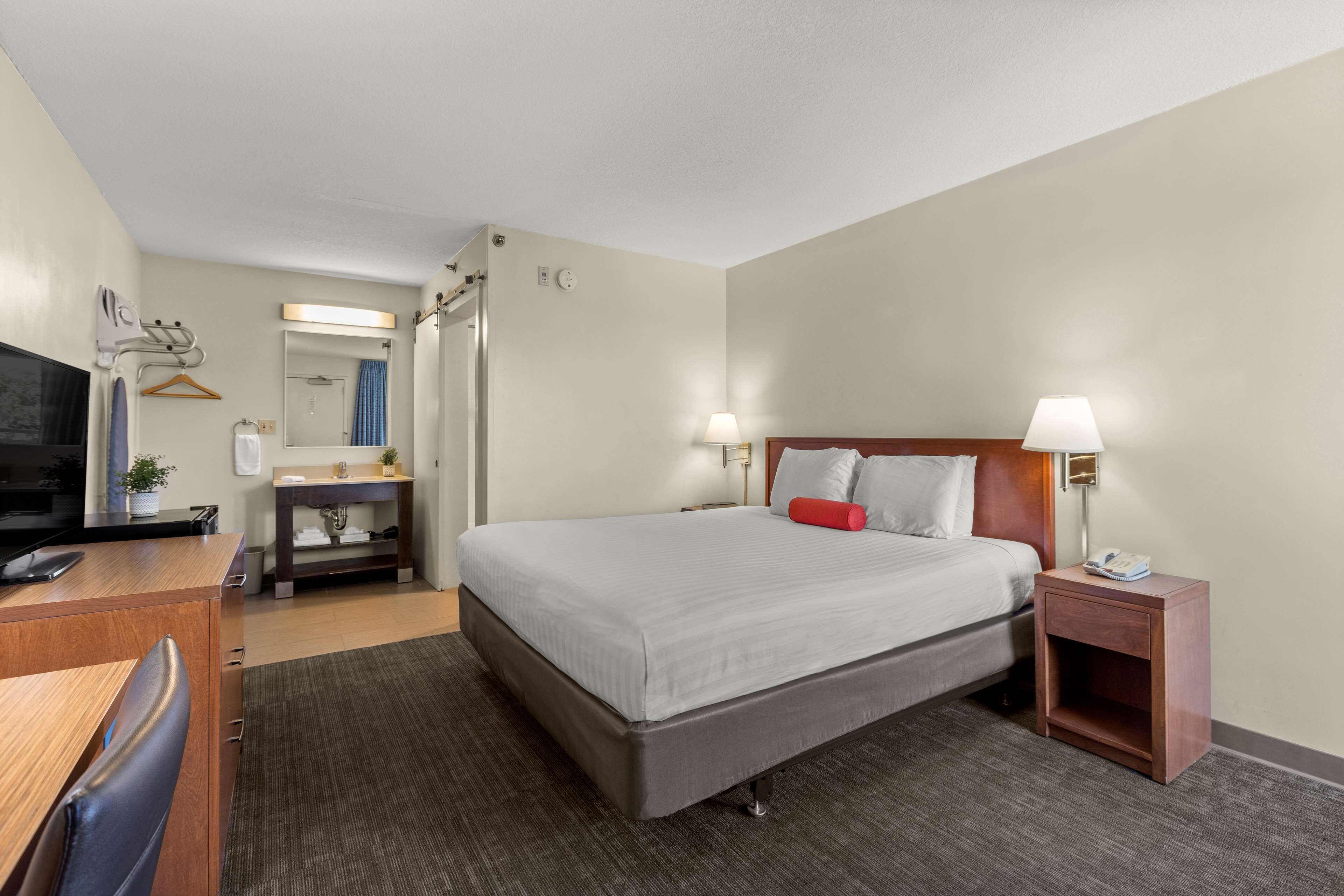 king room | property amenity