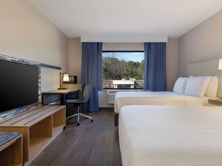 Standard Room, 2 Queen Beds, Non Smoking | Premium bedding, pillowtop beds, individually furnished, desk