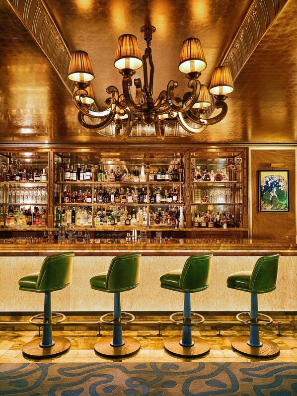 2 quầy bar/khu lounge 