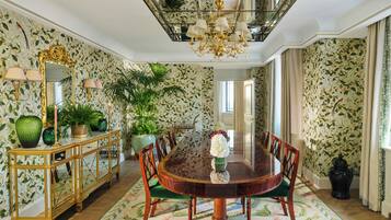 Suite (Royal) | Premium bedding, minibar, in-room safe, individually decorated