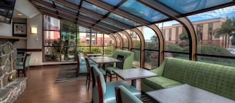 Hampton Inn West Springfield