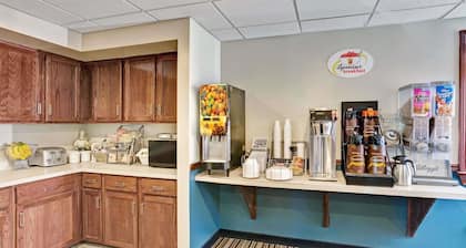 Super 8 by Wyndham Newark DE
