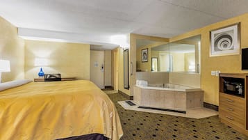 1 bedroom, premium bedding, desk, iron/ironing board