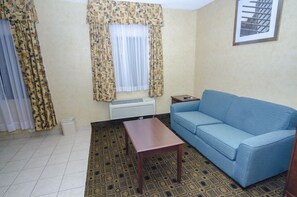 Televisión de pantalla plana, mesa de ping pong