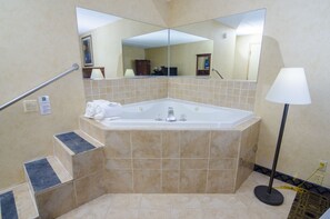 1 habitación, ropa de cama de alta calidad y escritorio 