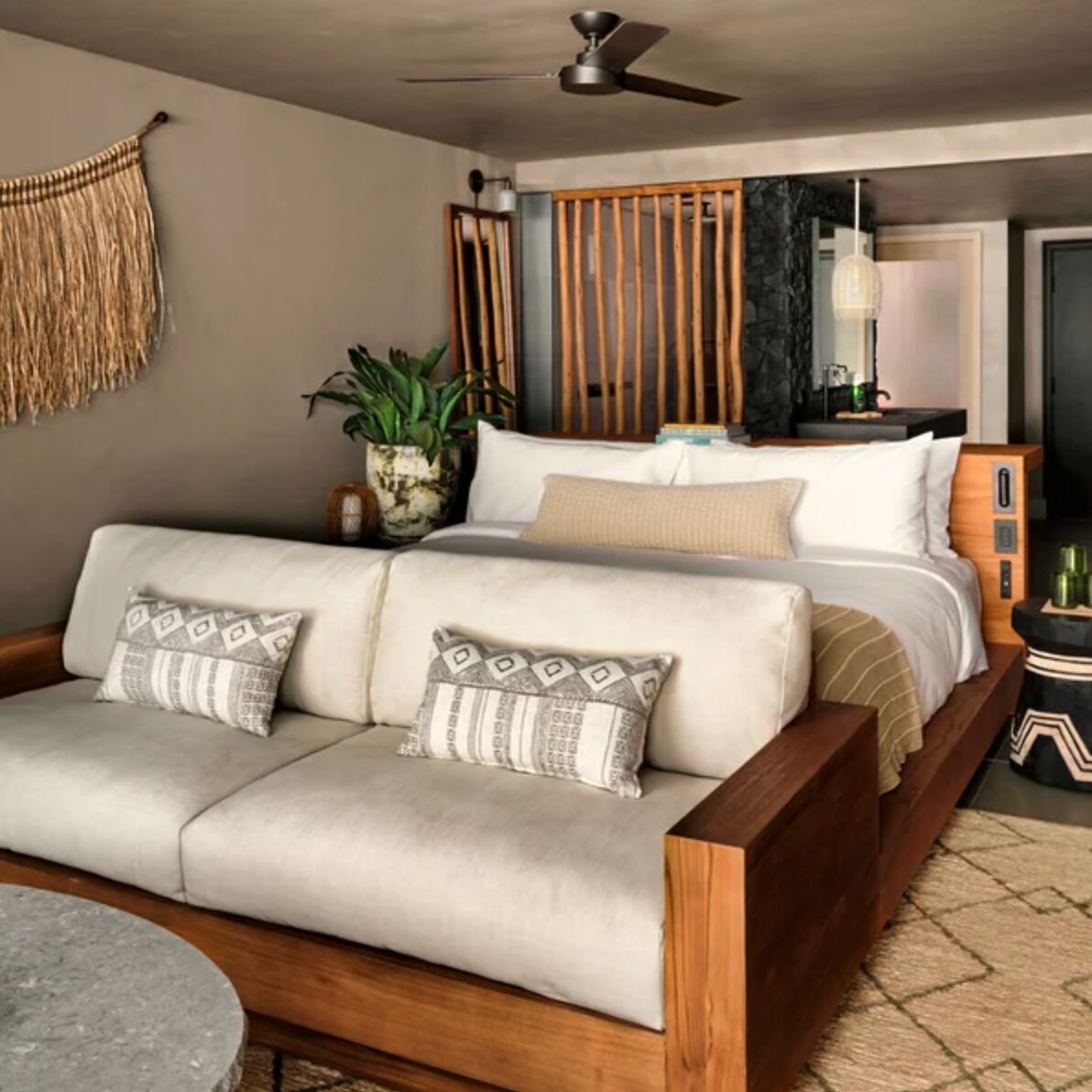 1 bedroom, hypo-allergenic bedding, minibar, in-room safe