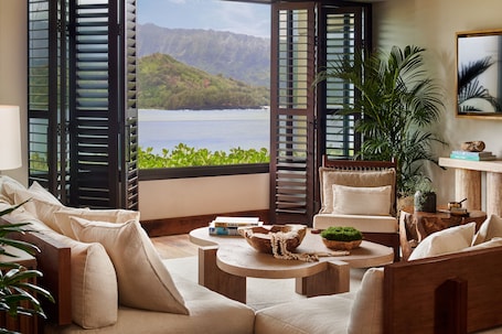 MAKANA PENTHOUSE | 1 bedroom, hypo-allergenic bedding, minibar, in-room safe. 1 Hotel Hanalei Bay