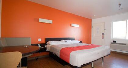 Motel 6 Victorville - Desert Express