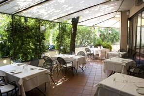 Food court - Astor Hotel (Genoa)