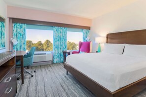 Room, 1 King Bed, Accessible, Bathtub (Mobility & Hearing) | Living area | 32-inch LED TV with cable channels, TV