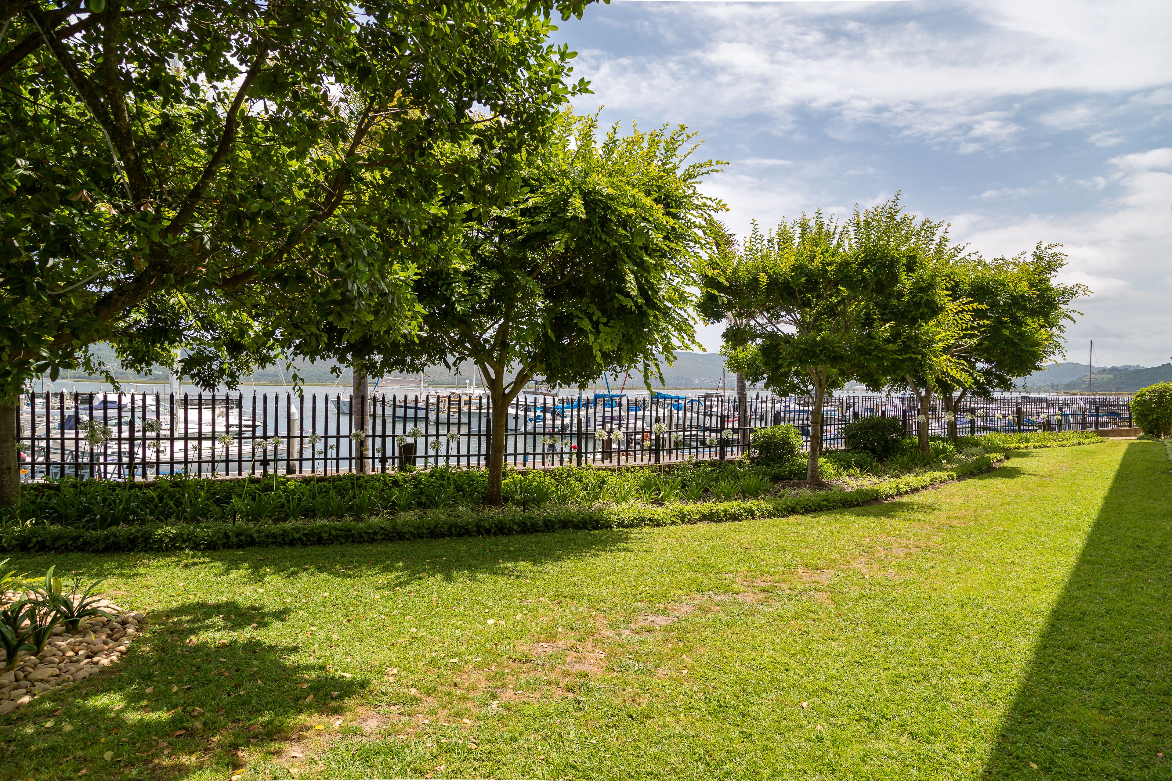 family room, 2 double beds, lagoon view | garden view