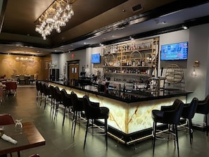 酒吧（店内）