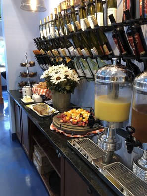 Petit déjeuner continental compris tous les jours